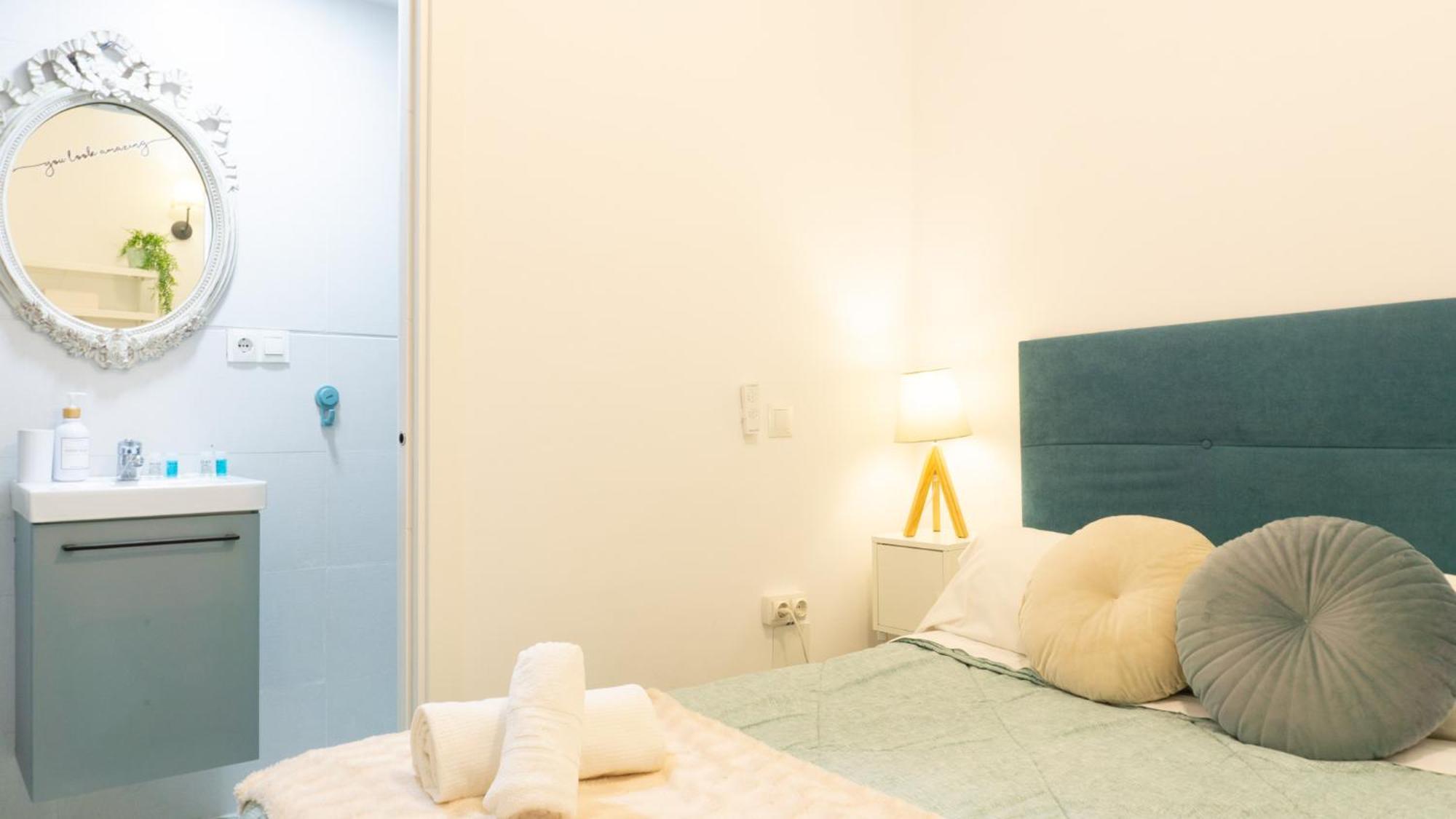 Апартаменты Uvedoble Flat Malaga Center Экстерьер фото